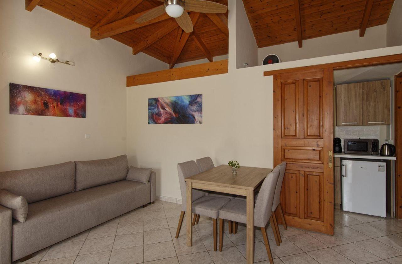 Vasilikí Liostasi Village מראה חיצוני תמונה